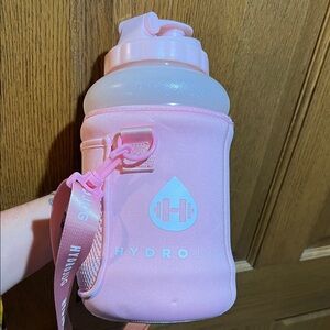 HydroJug Light Pink Bottle with Sleeve